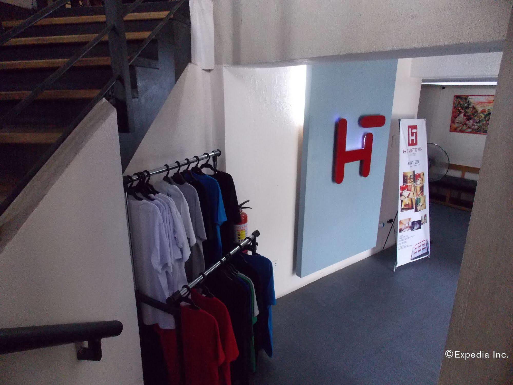 Hometown Hotel - Lacson Баколод Екстер'єр фото